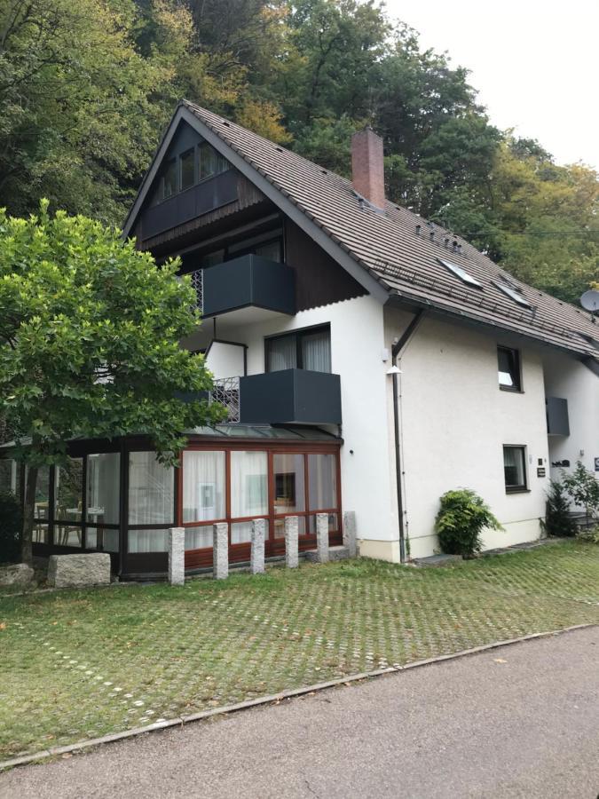 Gasthaus Zum Kreuz Hotel Friburgo em Brisgóvia Exterior foto