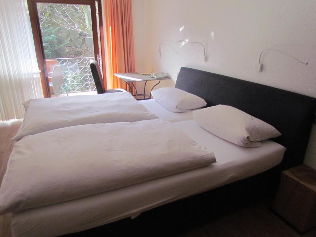 Gasthaus Zum Kreuz Hotel Friburgo em Brisgóvia Quarto foto